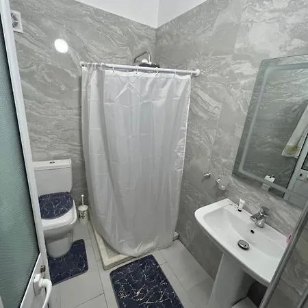 Bujtina Hotel