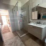 Bujtina * Berat