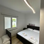 Bujtina Hotel