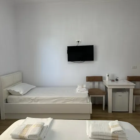 Bujtina 酒店