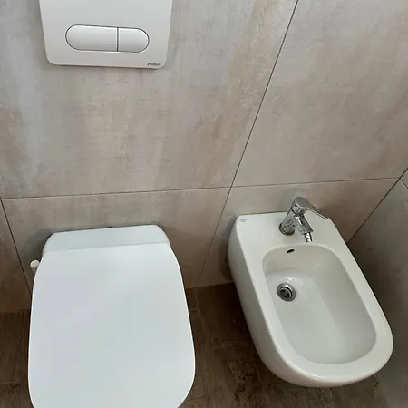 酒店 Bujtina 培拉特
